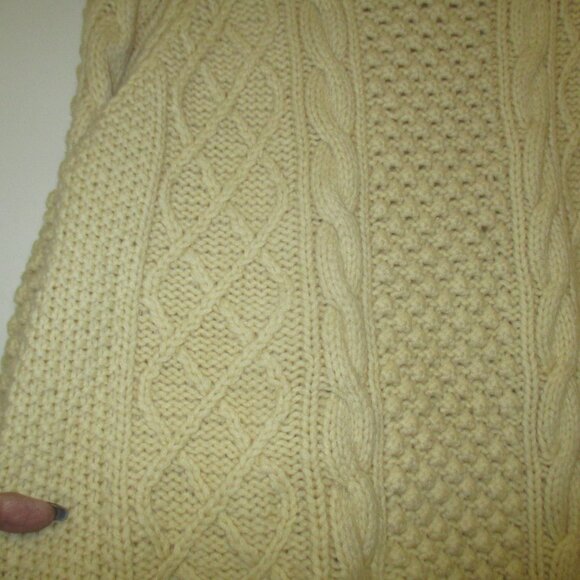 Sweater "Snowflakes” Scoop Neck Pull Over Sweater XL Cream - Picture 5 of 12
